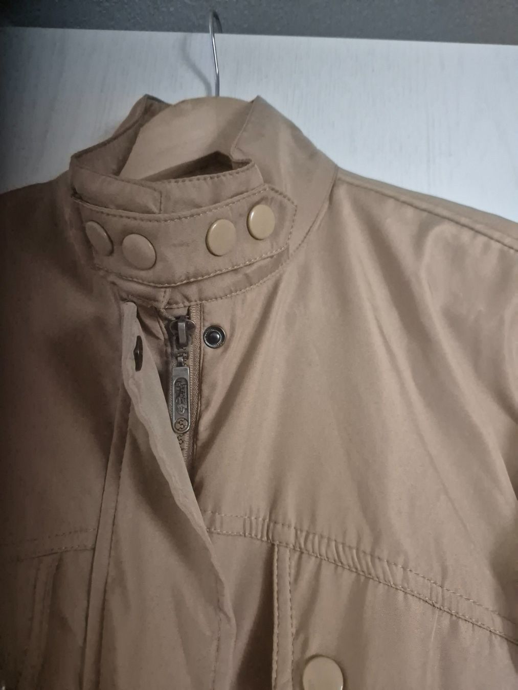 Giacche: Übergangs Damenjacke, Farbe Beige, Grösse L, 100% Polyester – Nuovo (secondo la descrizione) da Zürich venduto da Sami78 1