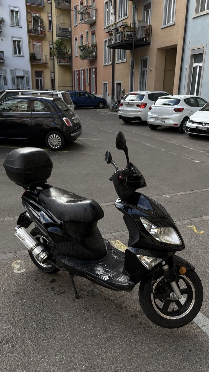 Scooter: Roller 125ccm – Usato da Zürich venduto da Noah2314 2