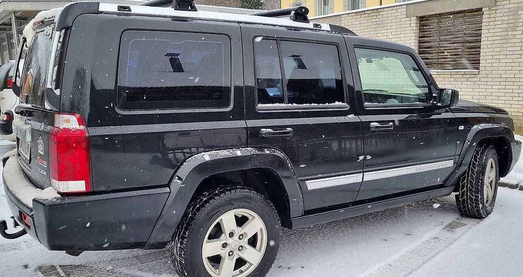 Jeep Autos: Jeep Commander – Gebraucht aus Grossdietwil von GNOM313 3
