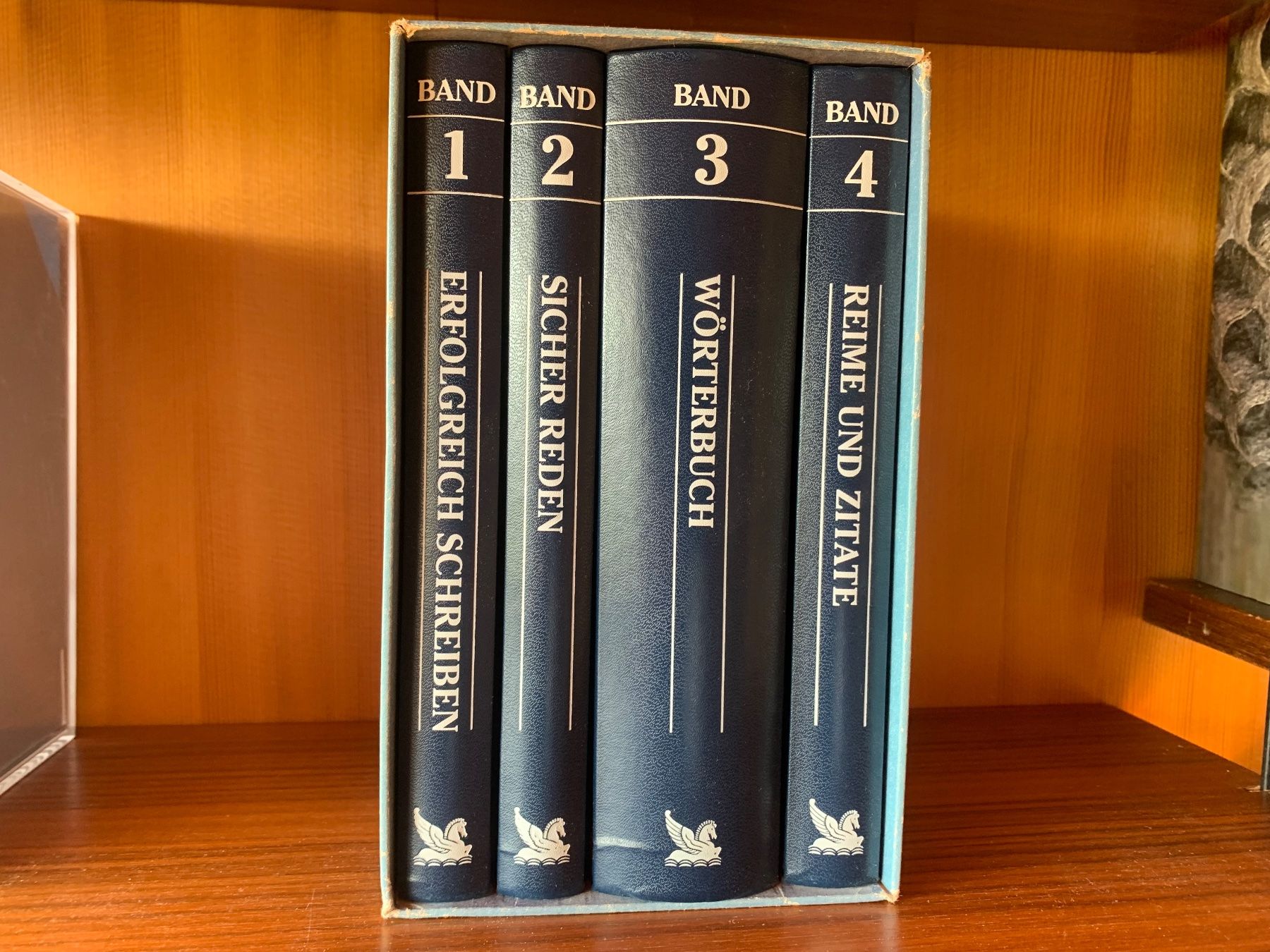 Libri: Reader‘s Digest Wörterbuch in 4 Bänden Bücher – Usato da Bern venduto da ab-einem-Franken