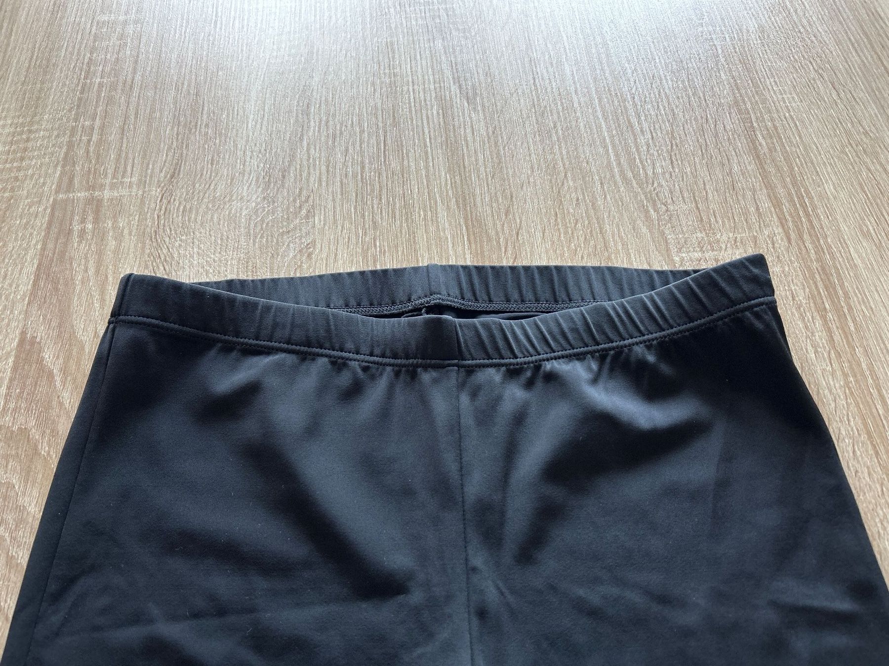 Pantalons: Bade - Radler mit Elastikbund schwarz von bpc Gr. 40 – D'occasion à Brunnen par Nala2929 3
