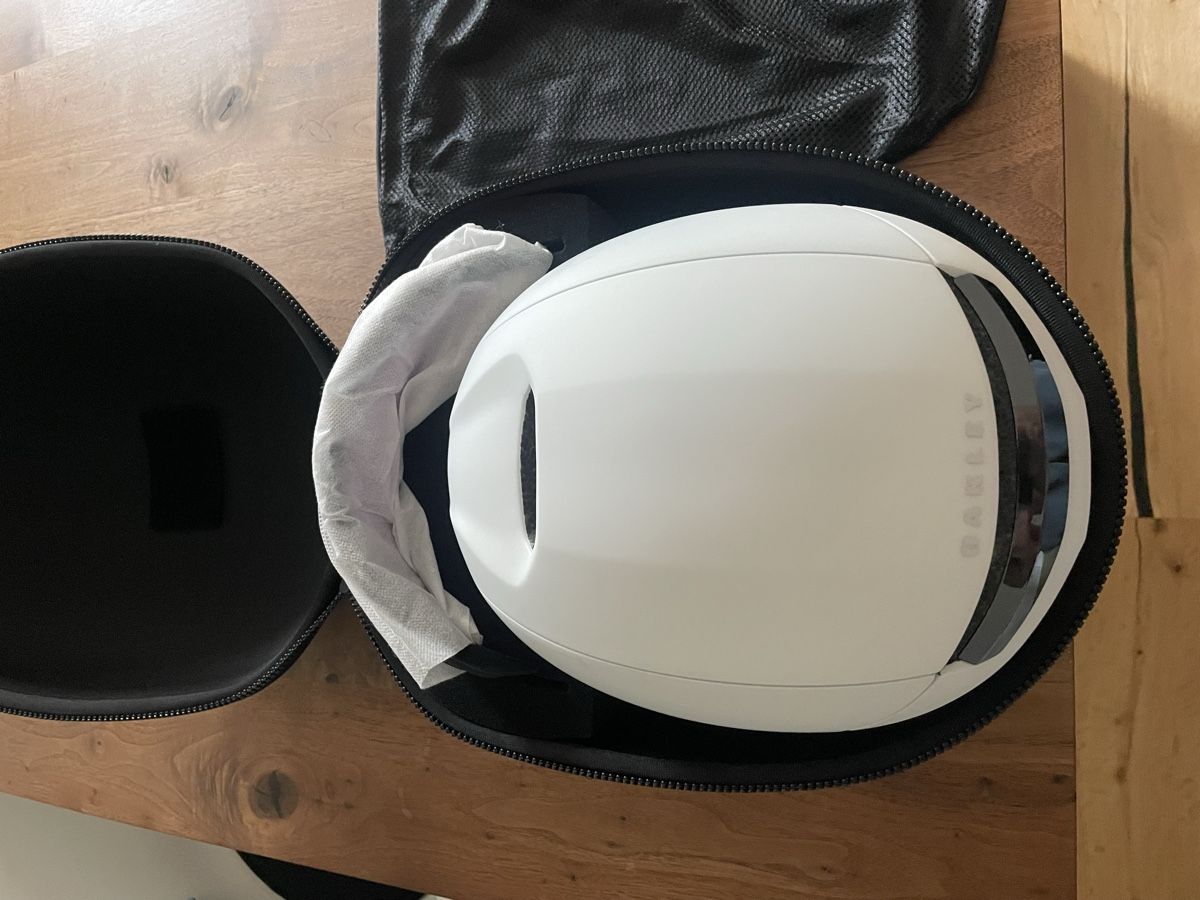 Oakley Casques: Oakley Aro7 Velohelm – D'occasion à Gossau ZH par Oliver.12 7