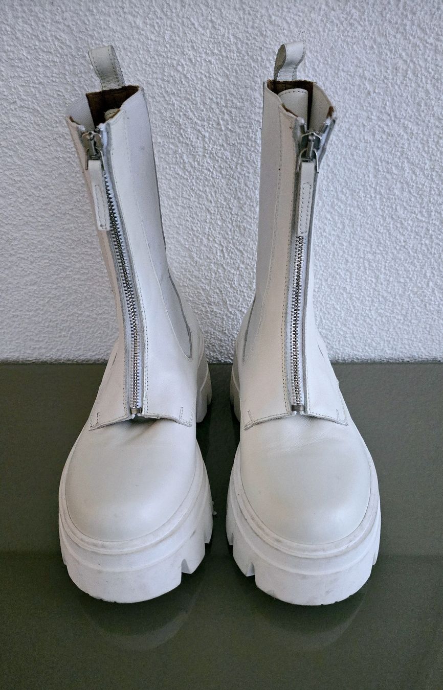 Scarpe da donna: Stiefelette ennequadro weiss 37 Leder – Nuovo (secondo la descrizione) da Untereggen venduto da cla_kb2w 1