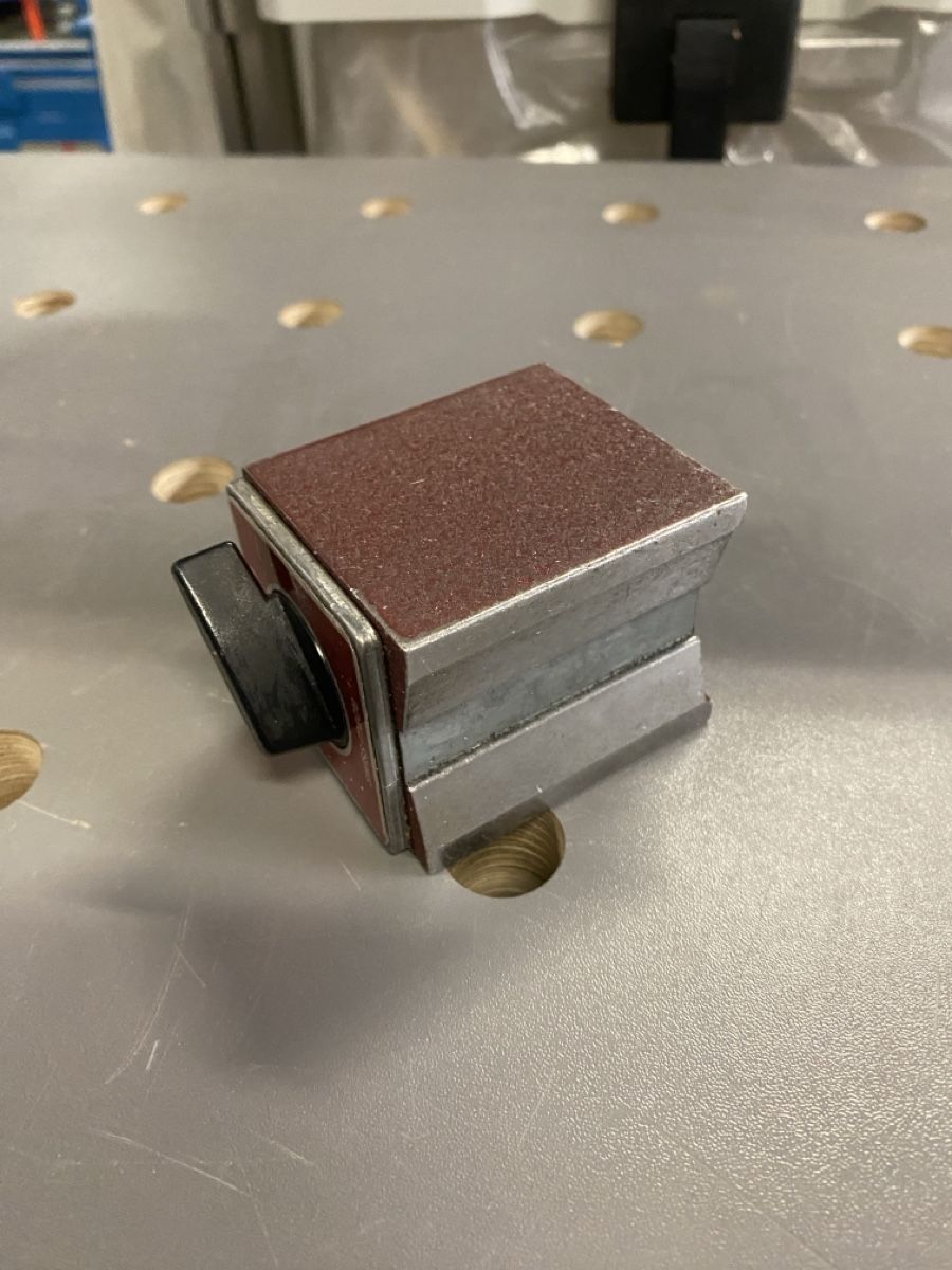 Alle Werkzeuge: Fisso Magnetfuss ab 1.- – Gebraucht aus Wabern von HK-Design 1