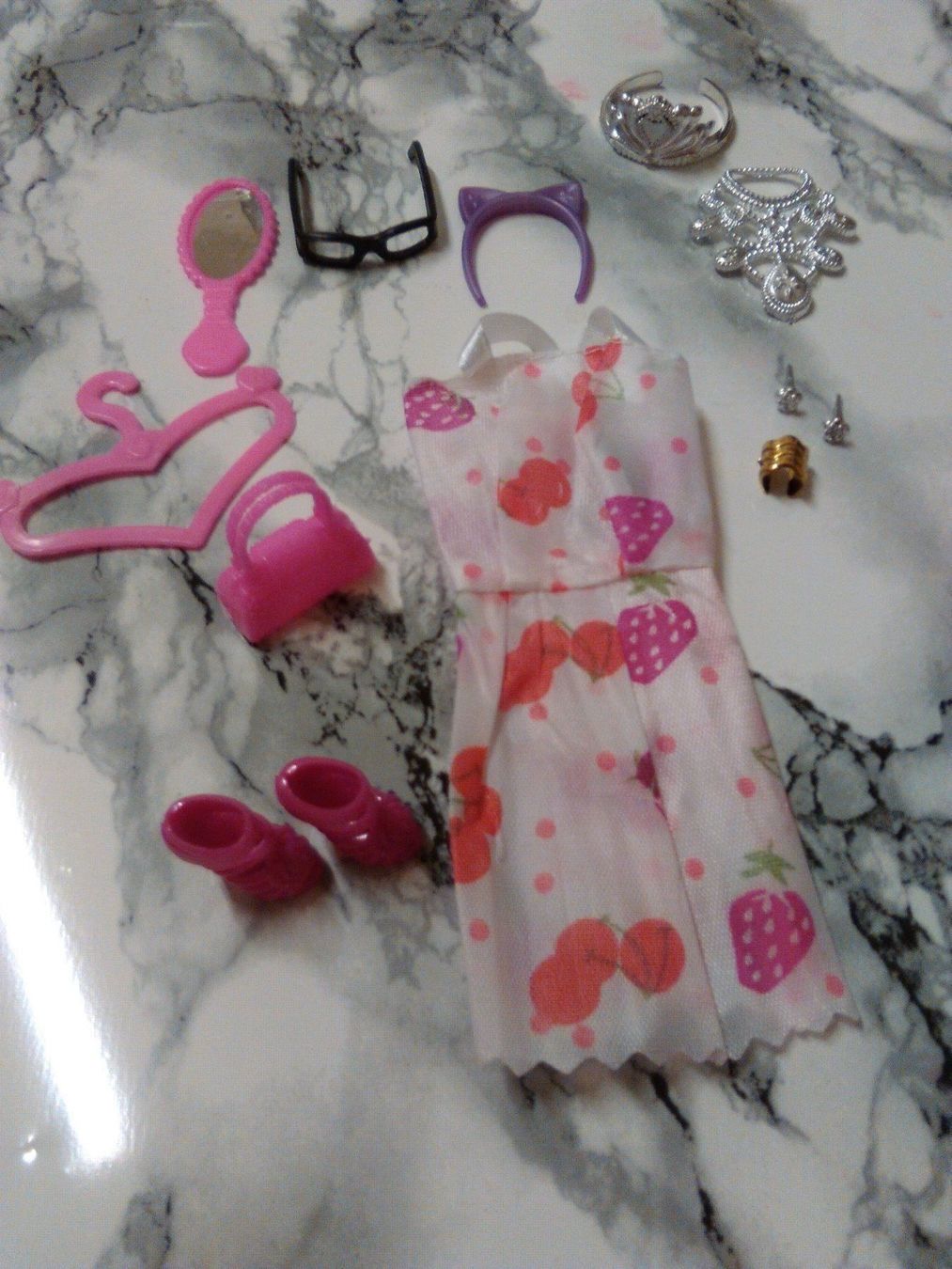 Vestiti & Gonne: BARBIE KLEID;WEISS ;MIT ACCESSORIES – Nuovo (secondo la descrizione) da Basel venduto da bijoutrie_4