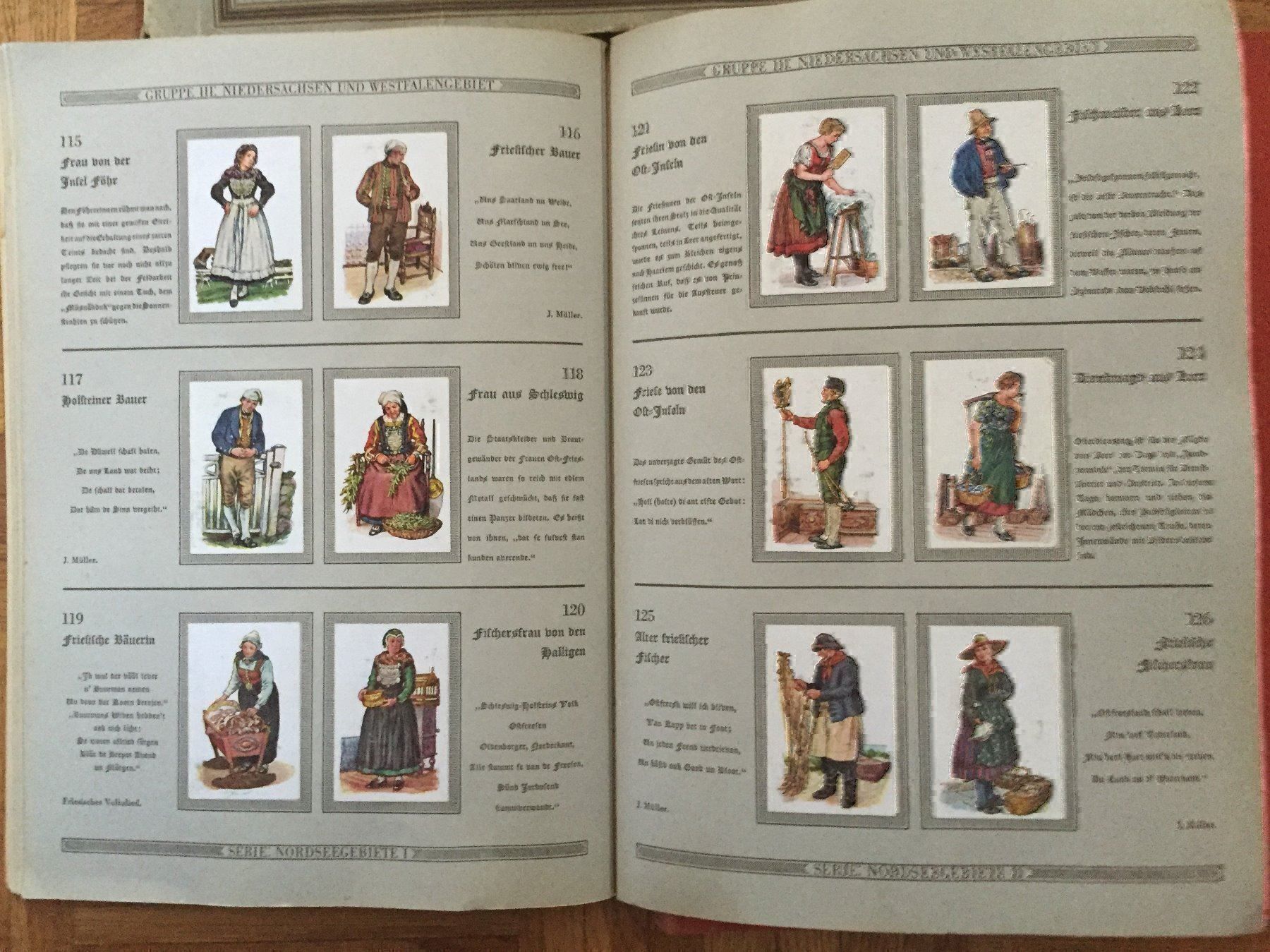 Livres: Deutsche Volkstrachten – D'occasion à Volketswil par zwitsch33 1
