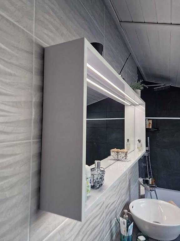 Specchi: Miroir avec éclairage intégré de salle de bain – Nuovo e nell'imballaggio originale da Orbe venduto da Reggio_22 4