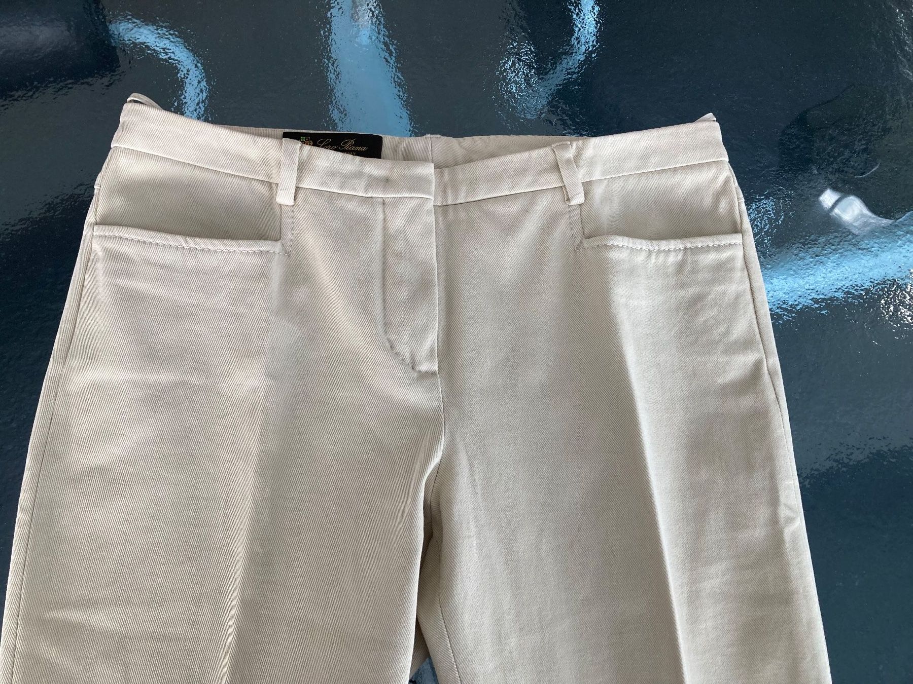 Loro Piana Pantaloni: Wunderbare Loro Piana Sommerhose, IT40, Baumwolle, sand hell – Usato da Zürich venduto da elegantissima 4