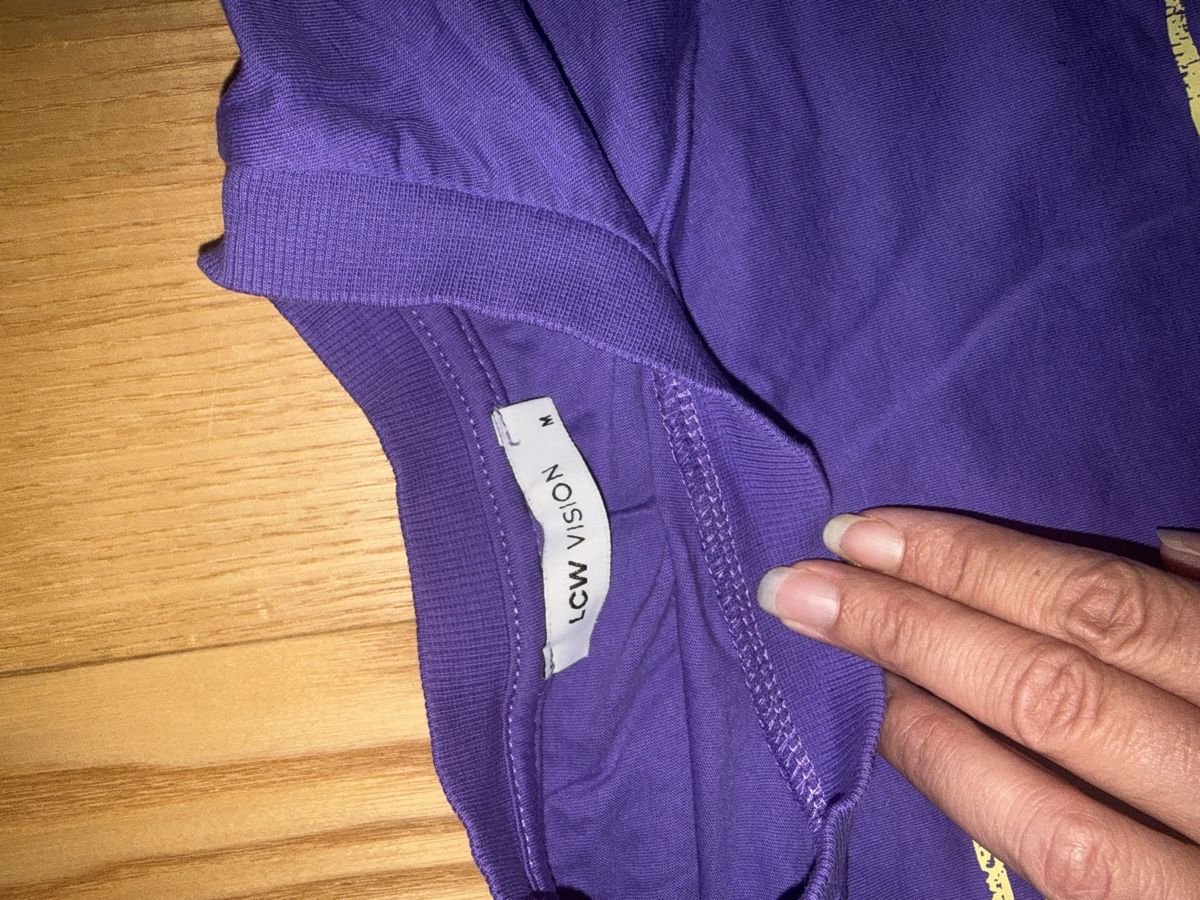 T-shirt: Tshirt – Nuovo (secondo la descrizione) da Itingen venduto da jessi811 1