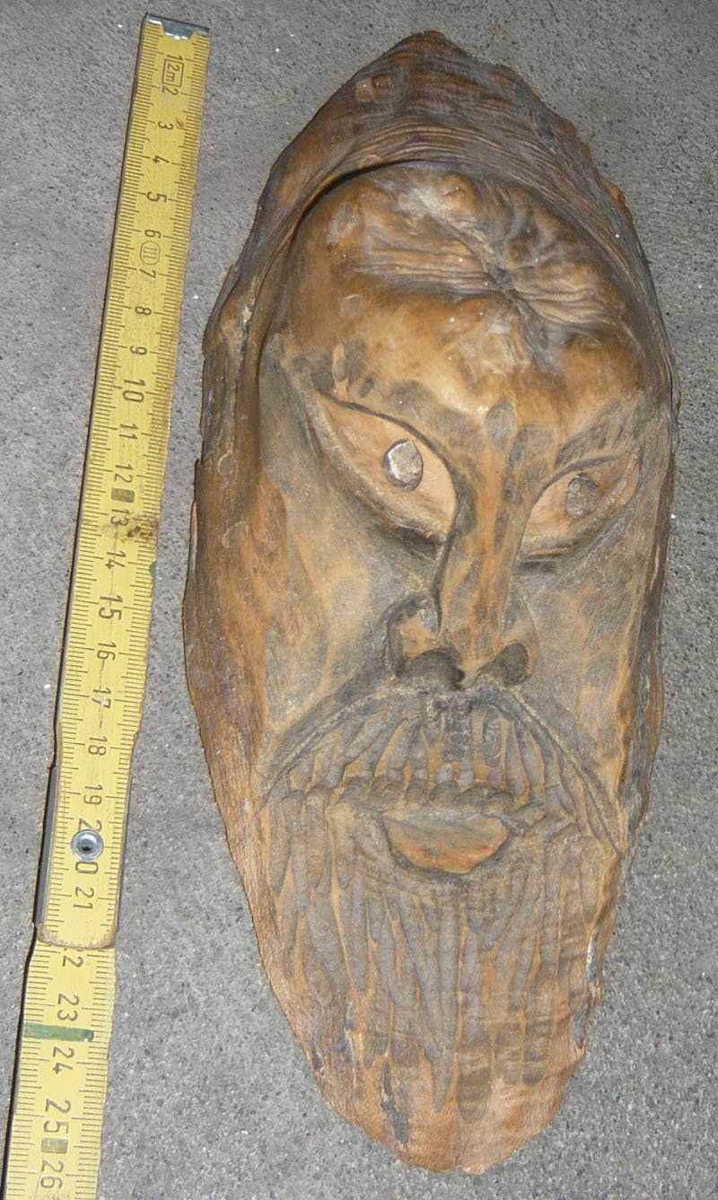 Statuette: Figur aus Holz – Usato da Ruggell venduto da Btt