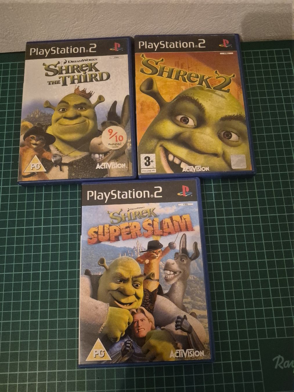 Sony Giochi: Shrek PS2 Games Bundle - Shrek 2, Shrek the Third, Slam! – Usato da Meyrin venduto da Retro-GZ