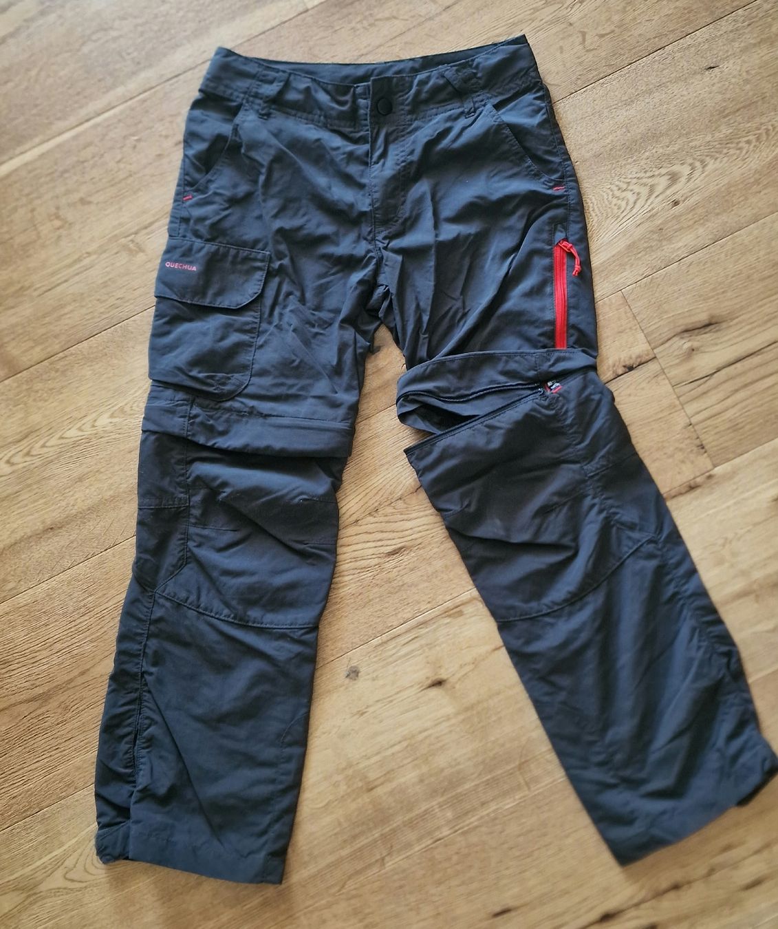 Decathlon Pantaloni: Dechatlon Wanderhose 134 – Usato da Emmenbrücke venduto da Nadmorebiti