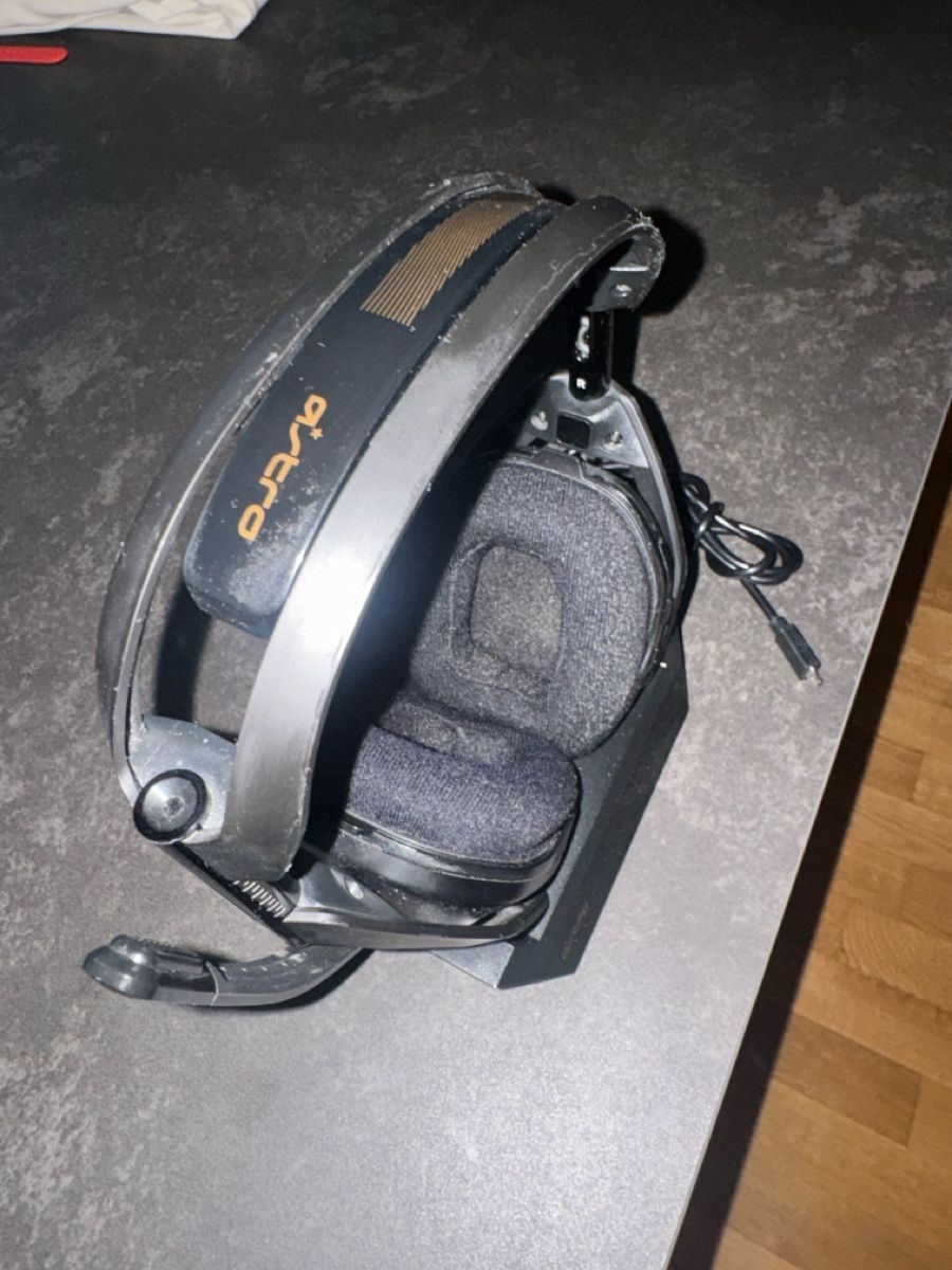 Astro Gaming Kopfhörer: Astro A50 PC Gaming Headset – Gebraucht aus Oetwil a.d. Limmat von nino8952 1
