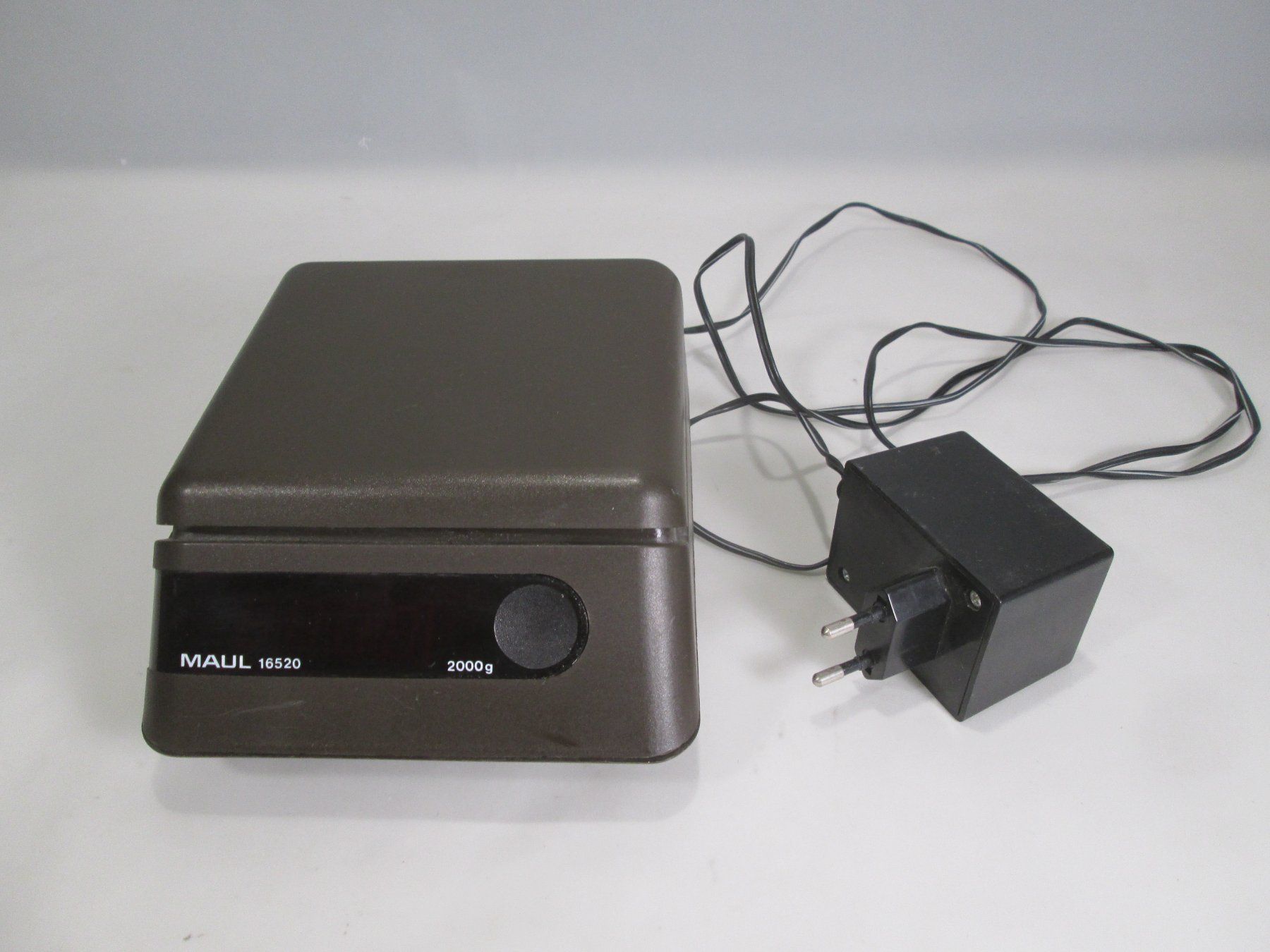 Altra tecnologia per ufficio: Briefwaage MAUL, W.Germany / 220V oder Batt. / bis 2kg – Usato da Rapperswil SG venduto da designandmore