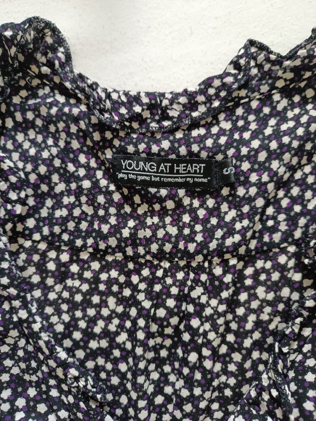 Robes: Kleid YOUNG AT HEART Blumenmuster, Grösse S – D'occasion à Luzern par sim_lqq2 1