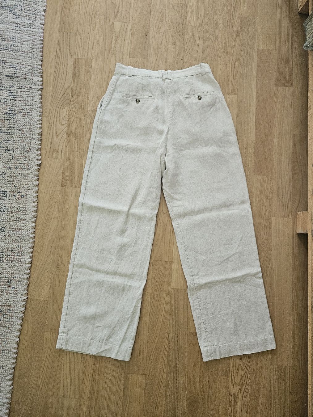 Other Stories Pantaloni: Leinenhose von & Other Stories, Grösse 38 – Usato da Basel venduto da lar_7c62 2