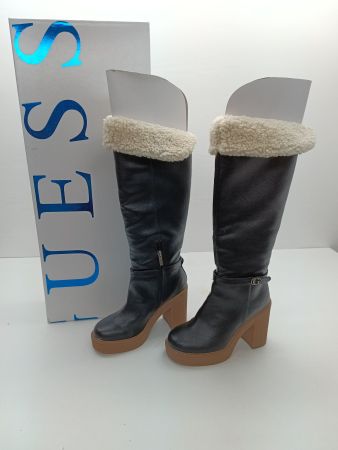 Guess Leder Stiefel, Gr. 39, Winterstiefel mit Warmfutter...