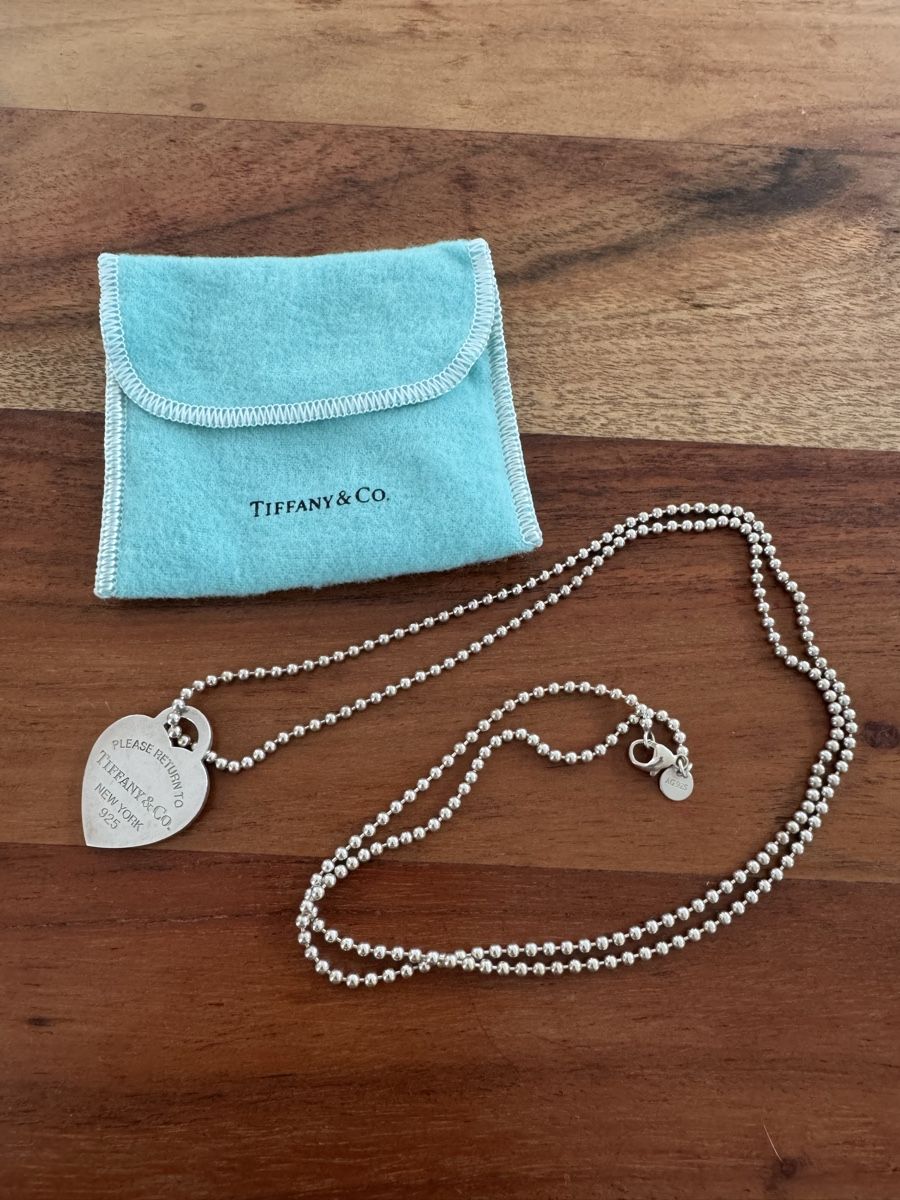 Tiffany & Co. Catenine: Tiffany & Co Halskette lang – Usato da Dottikon venduto da lyn_f2gb