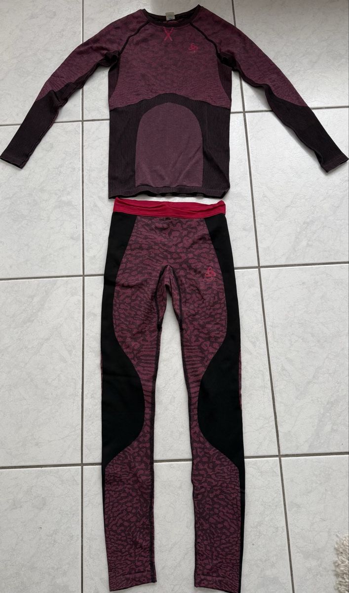 Odlo Autres dessous: Odlo Thermo Longsleeve – D'occasion à Luzern par CocoLoco82