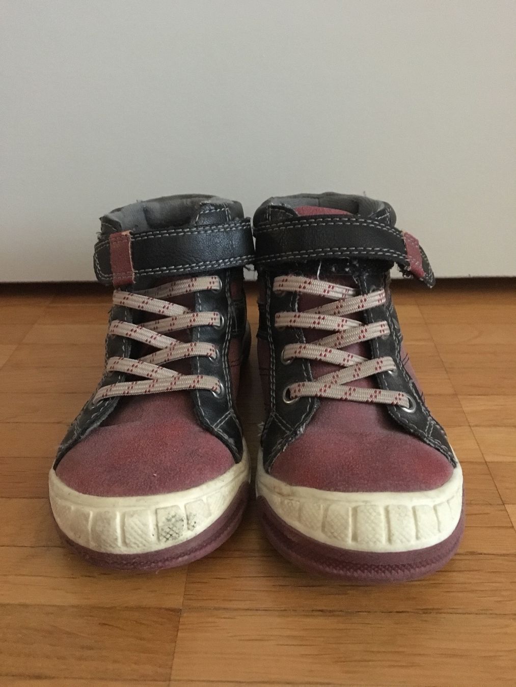 Chaussures garçon: Chaussure garçon – D'occasion à Basel par OK2010