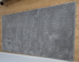 Flauschiger Teppich in Grau - Gemütlichkeit für dein Zuhause