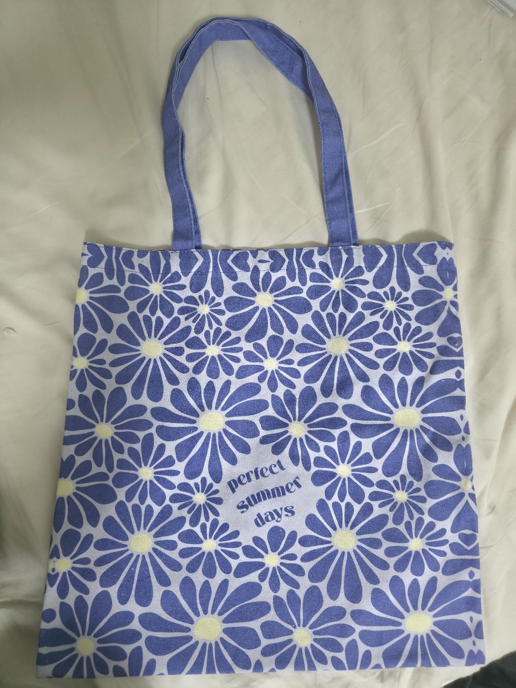 Borse: Tote Bag Floral Print – Usato da Hombrechtikon venduto da moonwaterqueen