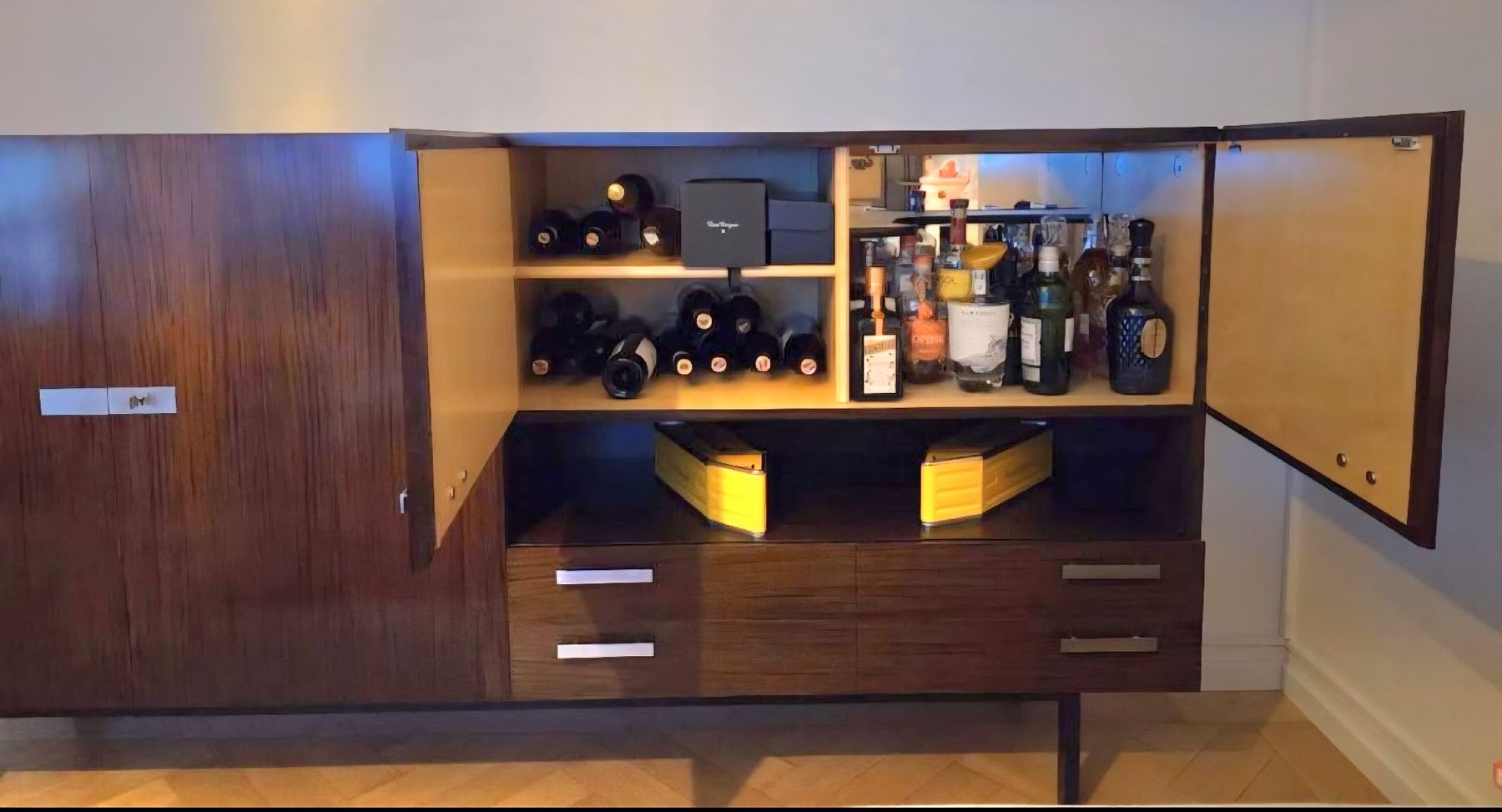 Commodes: sideboard,  vintage Sideboard,  Anrichte – D'occasion à Zürich par Reni8048 1