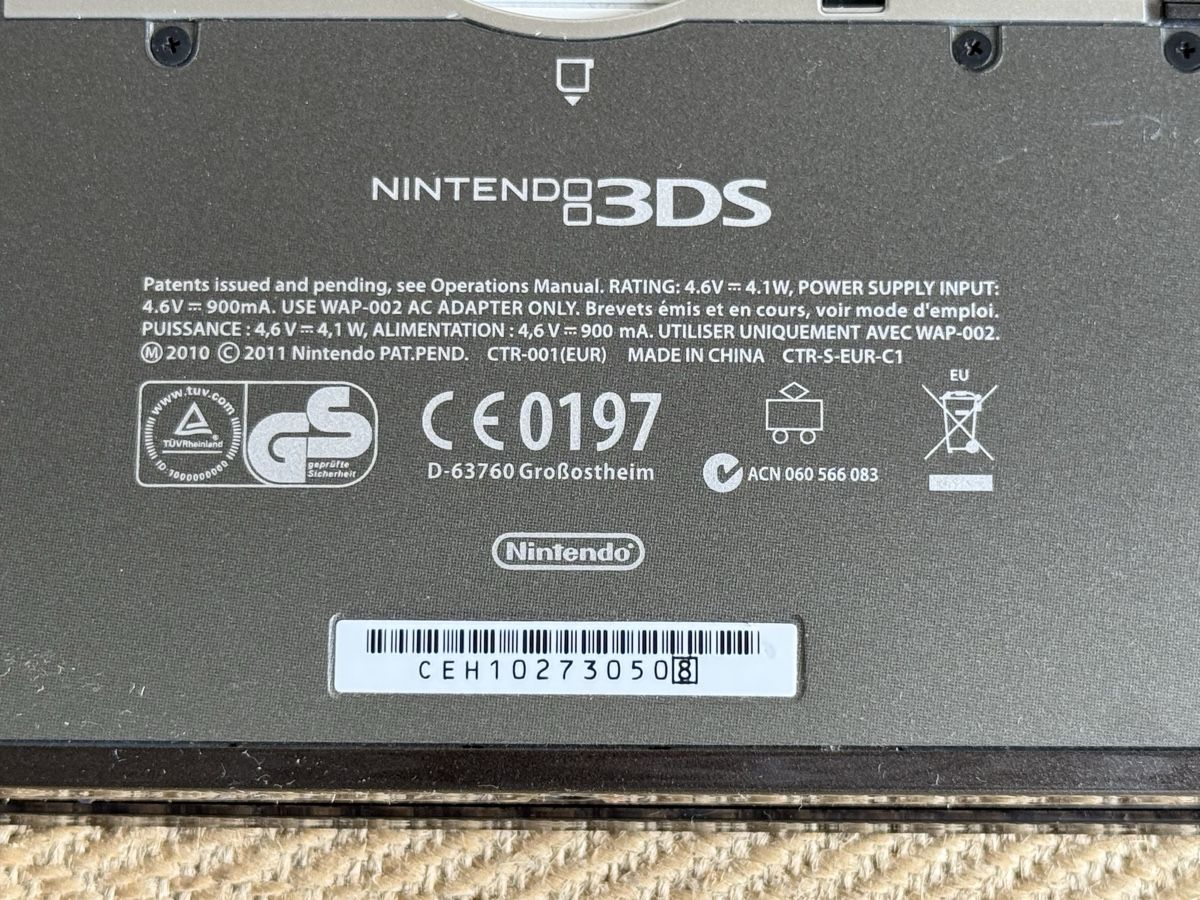 Nintendo Console: NINTENDO 3DS Konsole Spielkonsole mit Netzteil – Usato da Konolfingen venduto da petzipetz 2
