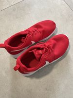 Nike Roshe One (almost new!)