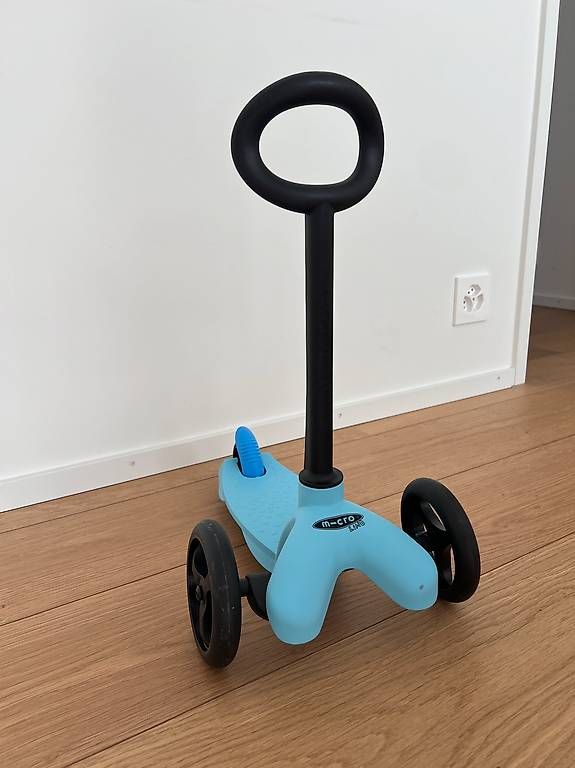 Kickboard: Micro Lino 3in1 Scooter mit Sitz  hellblau – D'occasion à Küsnacht ZH par ari_n6yv 1