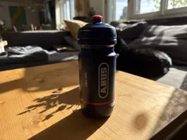 Abus Trinkflasche blau gebraucht