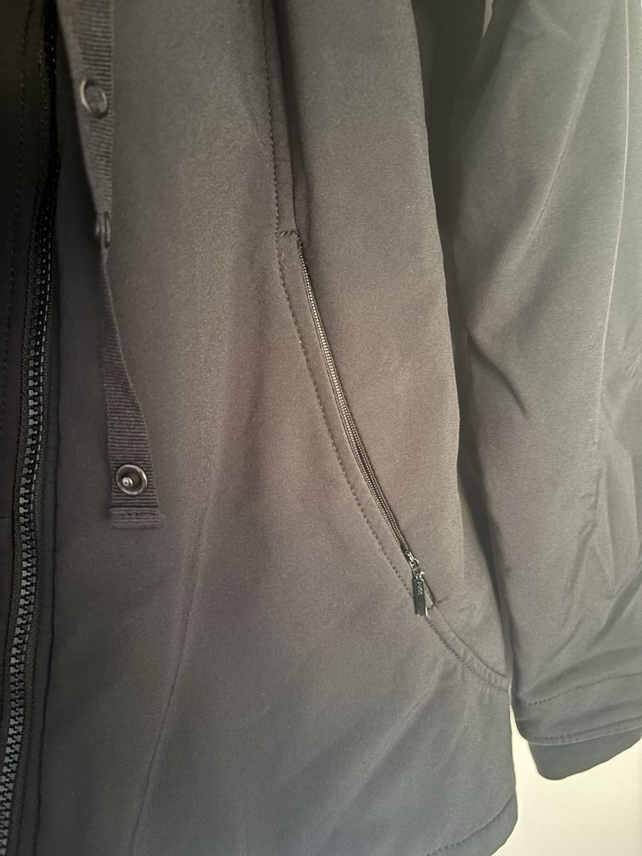 Mamalila Giacche: Mamalila Tragejacke Softshell M schwarz – Usato da Biel-Benken BL venduto da frauvomfluss 5