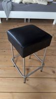 Barhocker Metall mit schwarzem Sitz guter Zustand