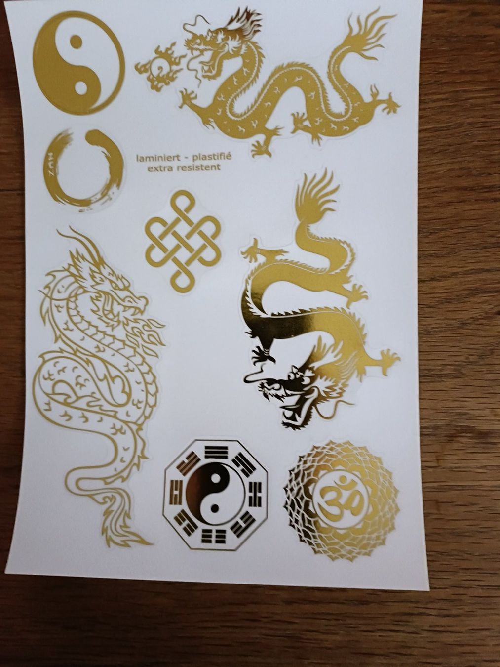 Aufkleber: Stickerbogen goldfarbig – Neu (gemäss Beschreibung) aus Emmenbrücke von Levira8