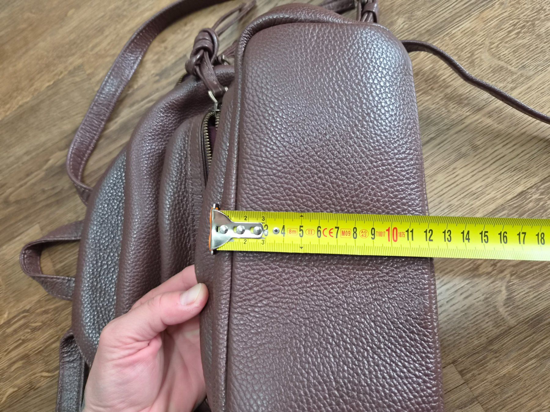 Sacs à dos: Brown leather backpack – D'occasion à Zürich par mon_attitude 8