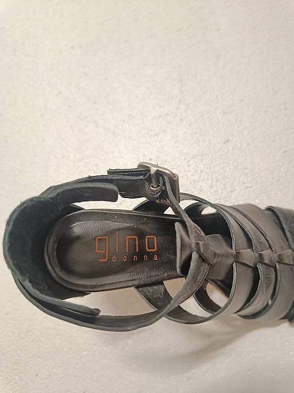 Chaussures femmes:  Sandalen Gino Gr. 36 – D'occasion à Gerolfingen par elzwa 3