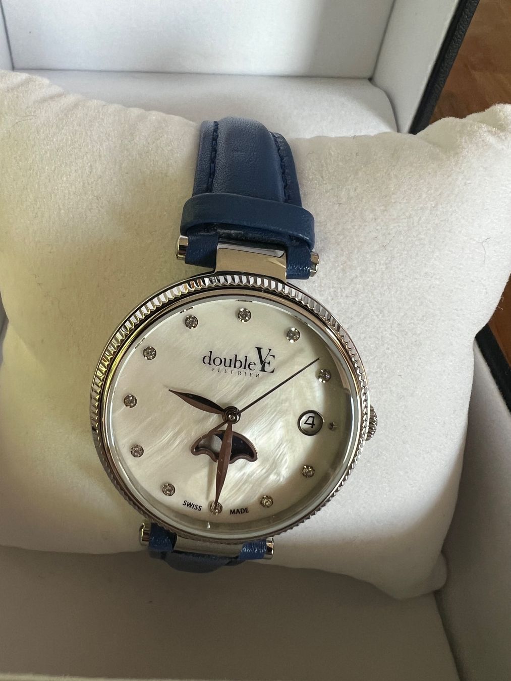 Orologi: Montre neuve de la marque suisse Double-Vé – Nuovo e nell'imballaggio originale da Lugnorre venduto da jul_lnh6 1