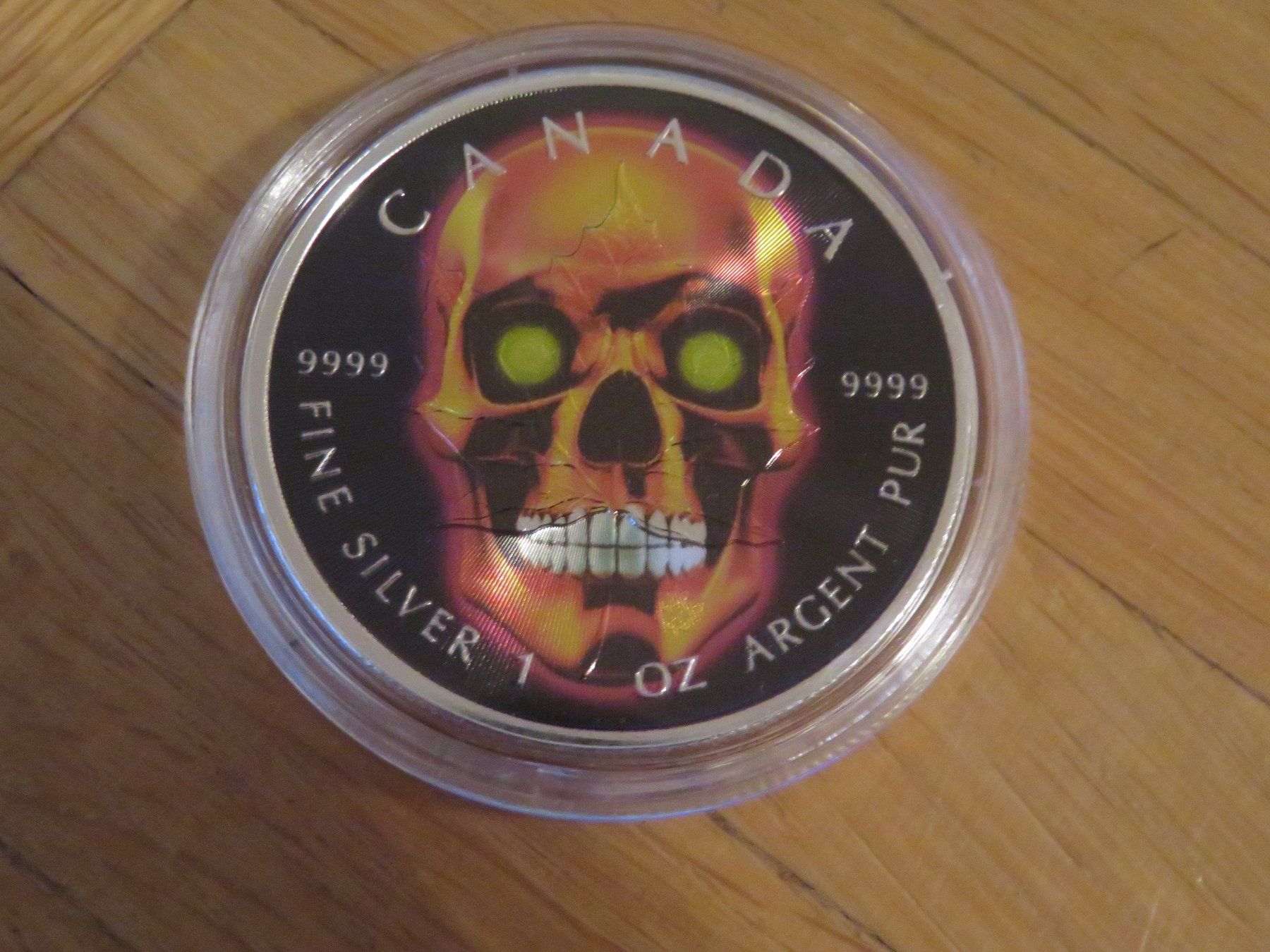Tutti le monete: Orange Fire Skull 2023 Maple Leaf 1 OZ SILBER -COLOR EDIT – Nuovo (secondo la descrizione) da Wetzikon ZH venduto da Nicki6 3