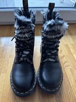 Dr. Martens 37