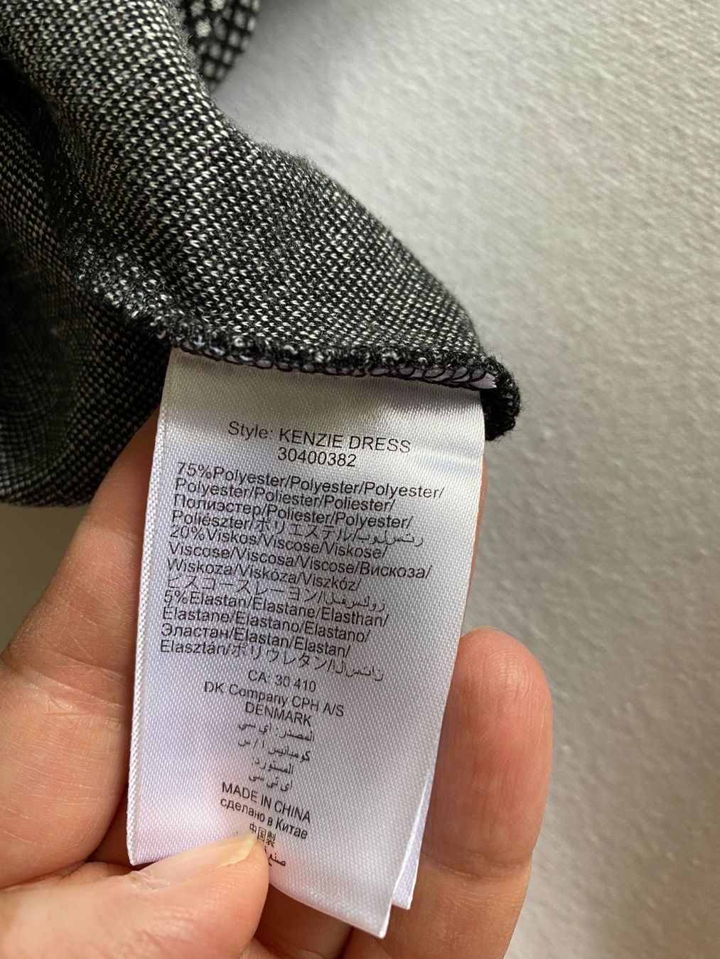 Vestiti: Damen Dress - schwarzes Kleid – Nuovo (secondo la descrizione) da Münchenstein venduto da ArleneLM 1