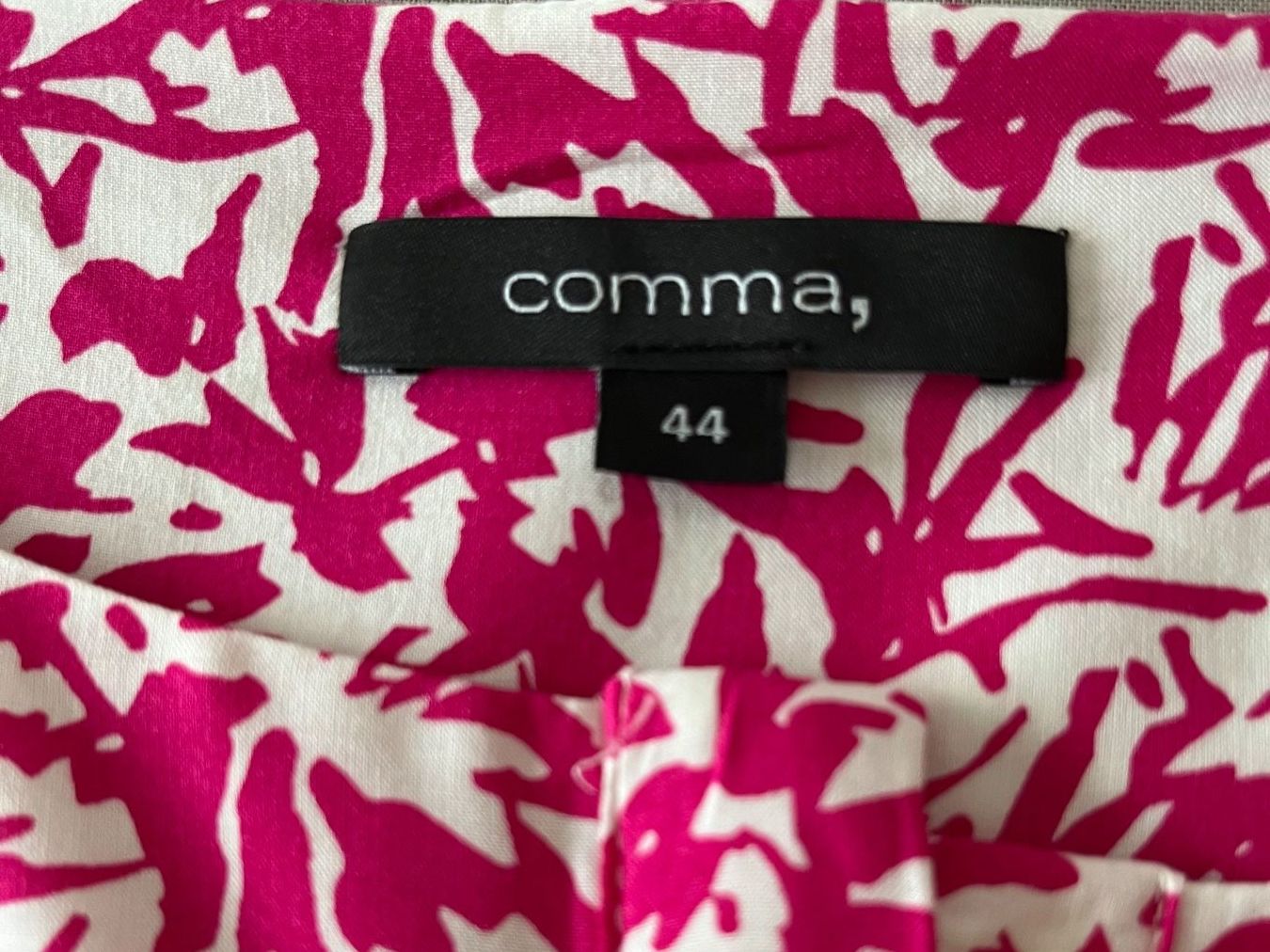 Comma Kleider: Comma: Kleid mit langen Aermeln, Pink/Weiss – Gebraucht aus Kloten von SANTALA23 3