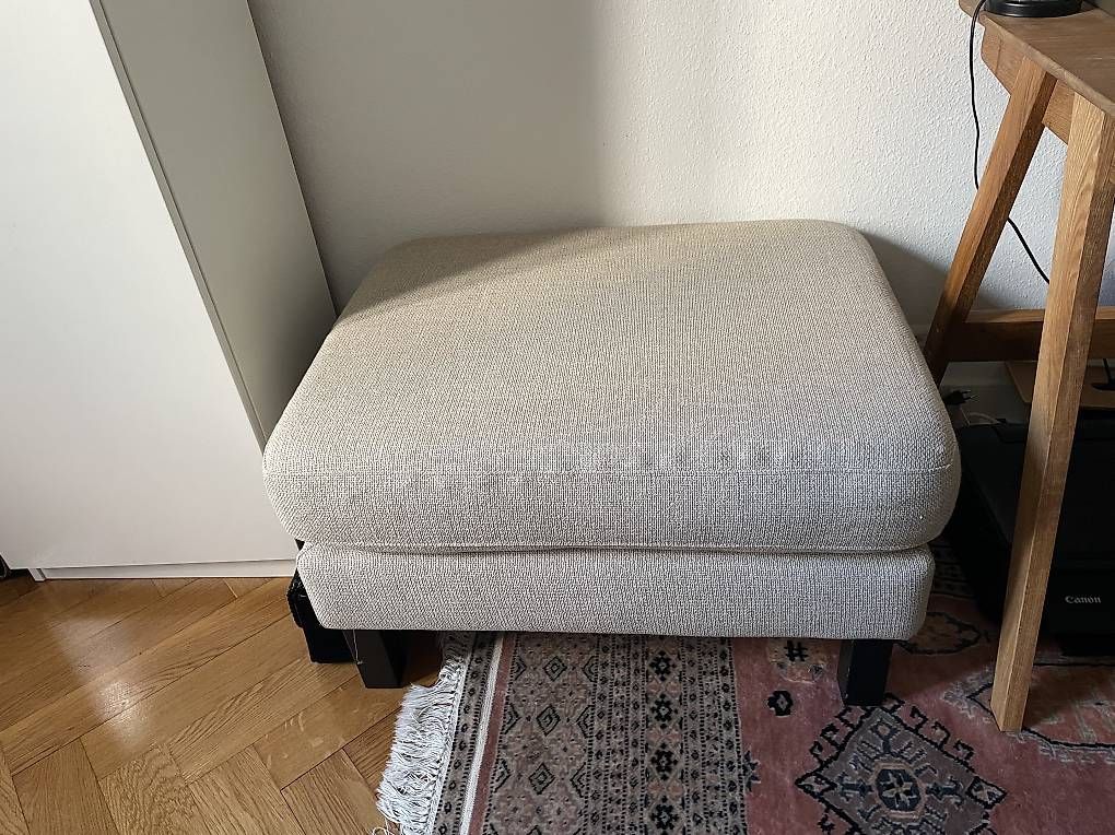 Tabourets: Pouf 60x77 – D'occasion à Lausanne par generation