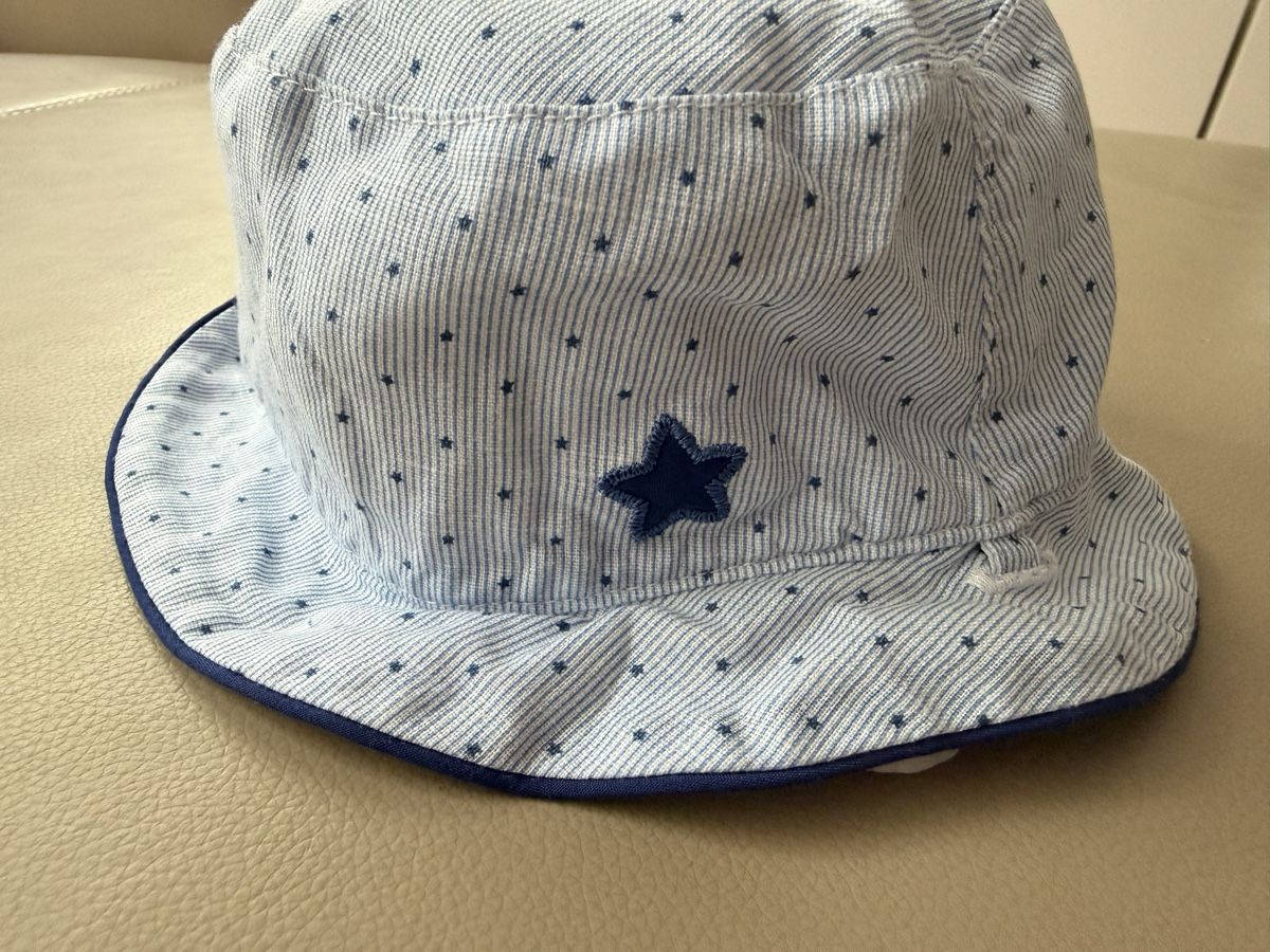 Berretti & Sciarpe: Baby Hat Reversible - light blue and White size 56 – Nuovo (secondo la descrizione) da Diessenhofen venduto da mar_8cyl 1