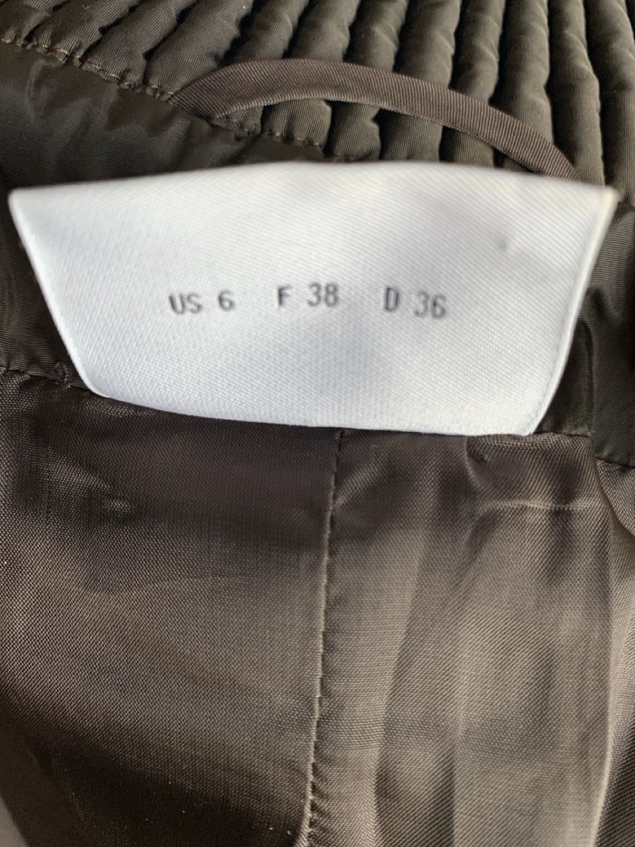 Akris Giacche: AKRIS: Super elegante dunkelbraune Stepp-Jacke, 36 – Nuovo (secondo la descrizione) da Luzern venduto da designluzern 7