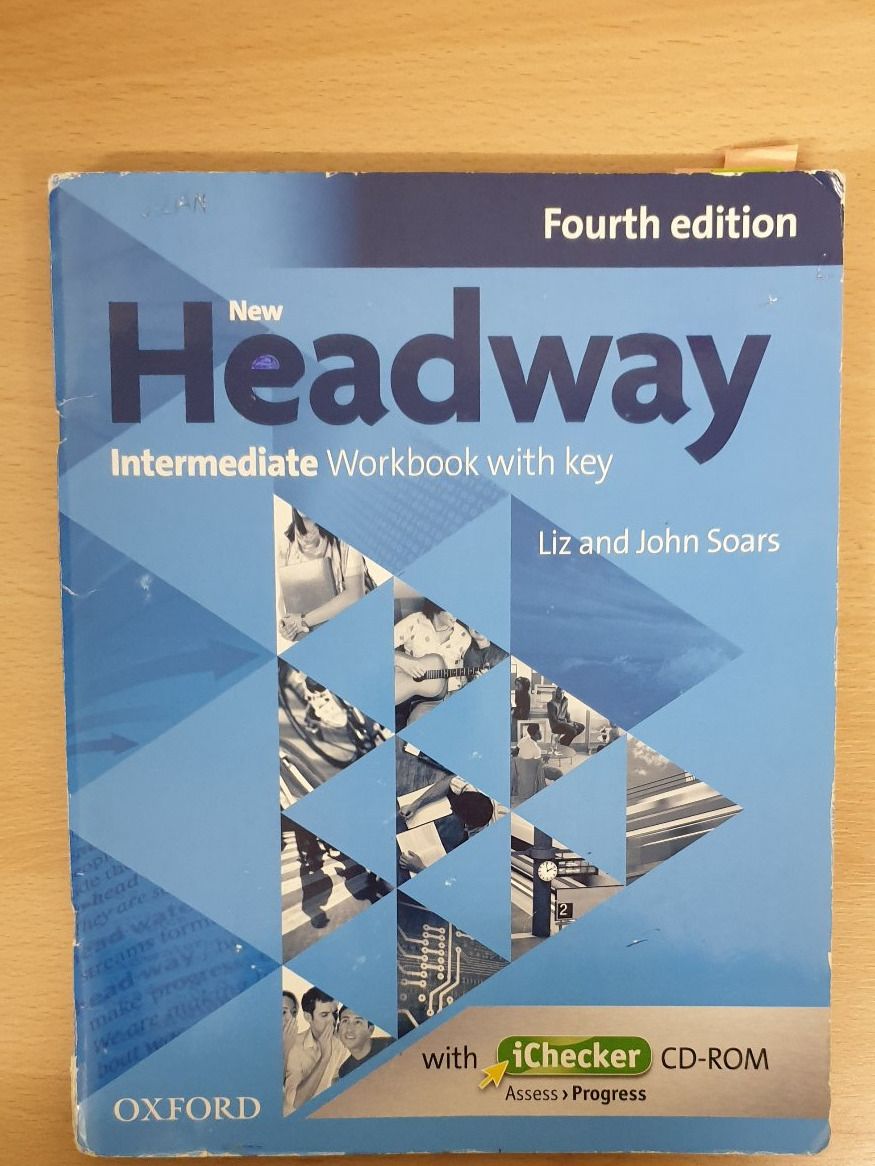 Libri: New Headway Intermediate - Englisch Komplettset – Usato da Volketswil venduto da jul_hwb8 2