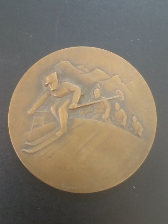 Médaille bronze : récompense sportive - Les Sables Noirs