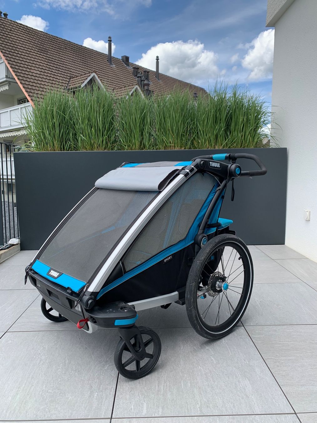 Thule Rimorchi: Thule Chariot Sport 2 Kinderanhänger – Usato da Winkel venduto da Olivia_0907 5