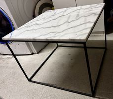 Couchtisch Rocklea II Marmor / Metall 60x60x45