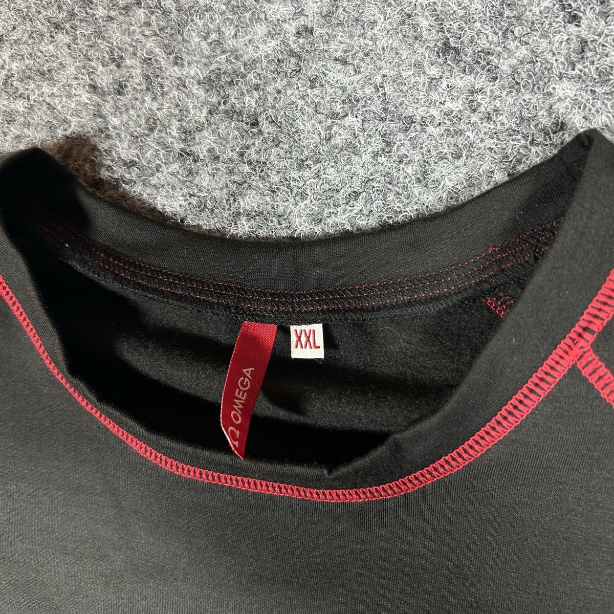 Maglioni & Felpe: Omega longsleeve XL – Nuovo (secondo la descrizione) da La Sagne NE venduto da Matlasape 1