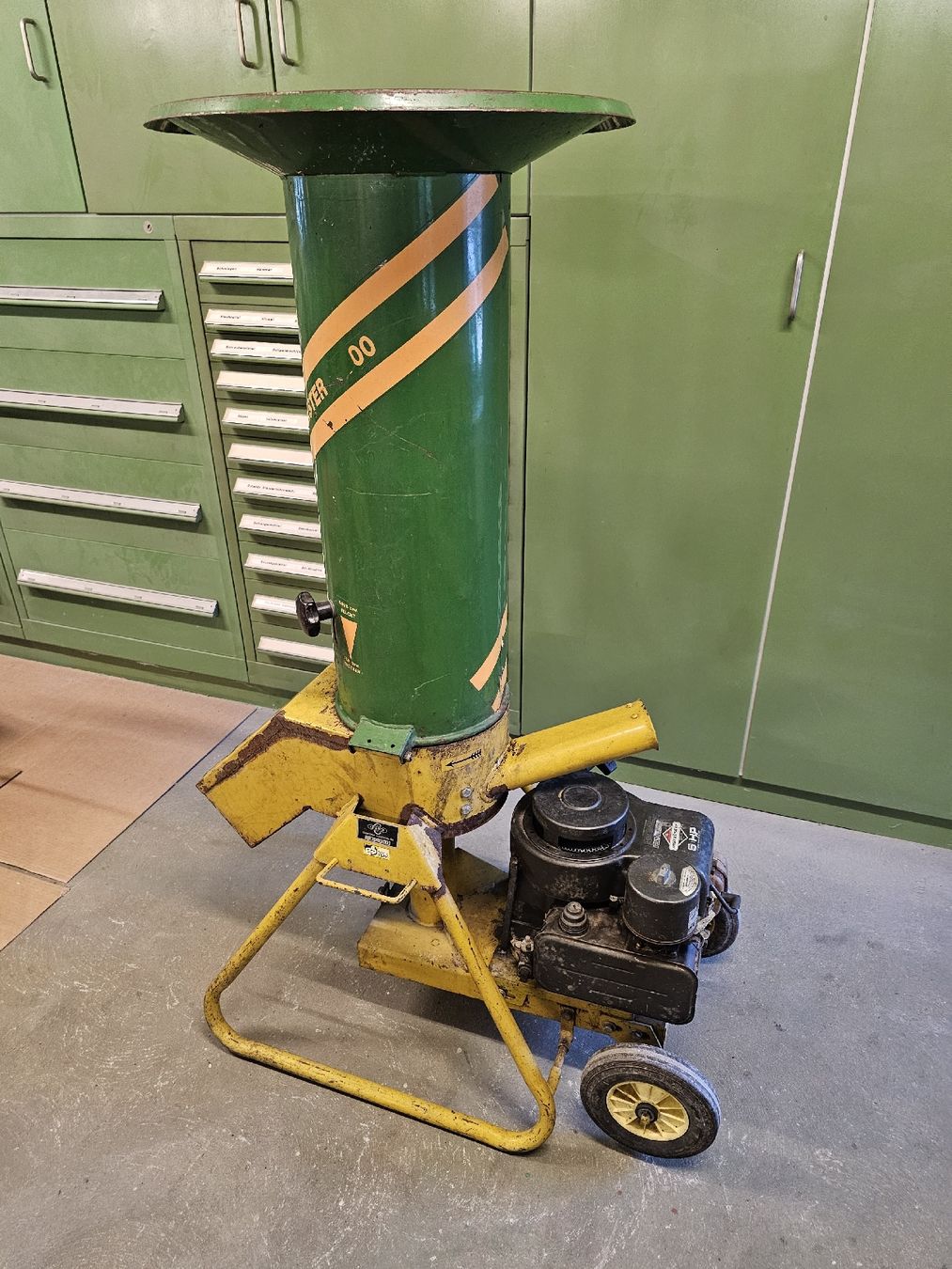 Trinciatrici: Gartenhäcksler Benzinmotor Cramer – Usato da Villnachern venduto da hasta08 4